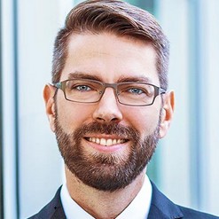 INTAGUS GmbH | Smart M&A. Smart Values.